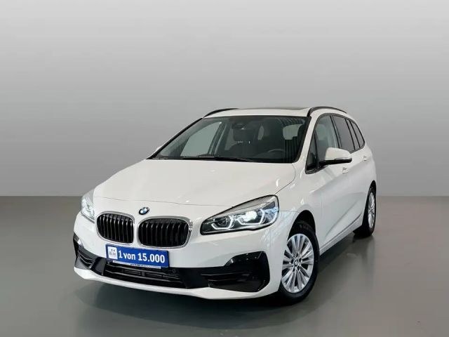 BMW 218 i Gran Tourer Advantage - Navi/ Panoramad./ PDC 2021 Benzine