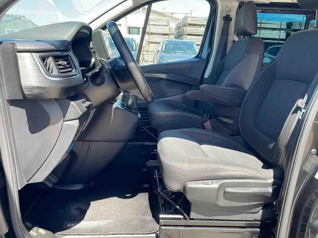 Nissan NV300
