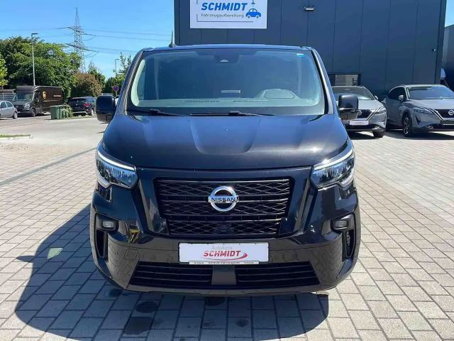 Nissan NV300