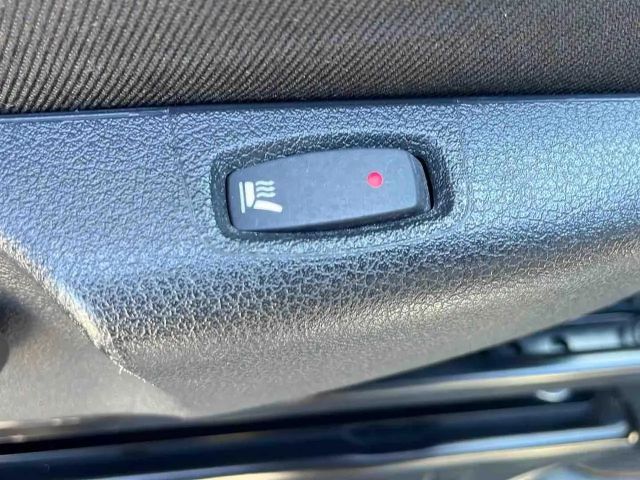 Nissan NV300