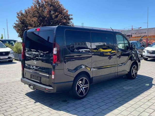 Nissan NV300