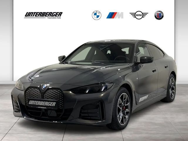 BMW i4 xDrive40 M Sport Pro DA+ PA+ AHK HUD HK Pano 2026 Elektrisch
