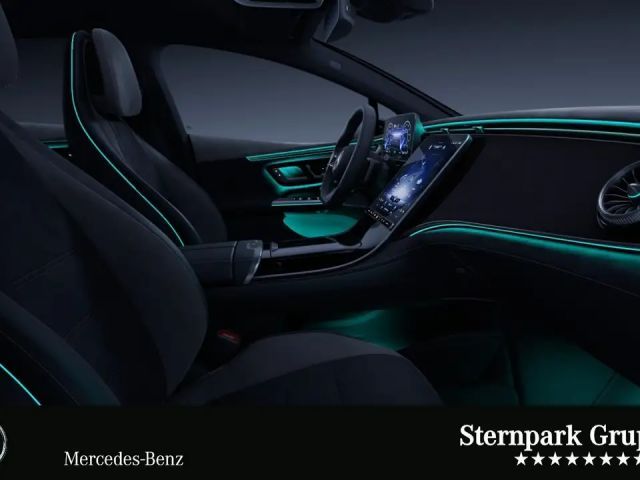 Mercedes-Benz EQE 300