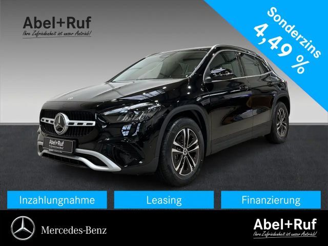Mercedes-Benz GLA 200 MBUX+LED+EASY-PACK+Kamera+DAB+AHK 2025 Benzine