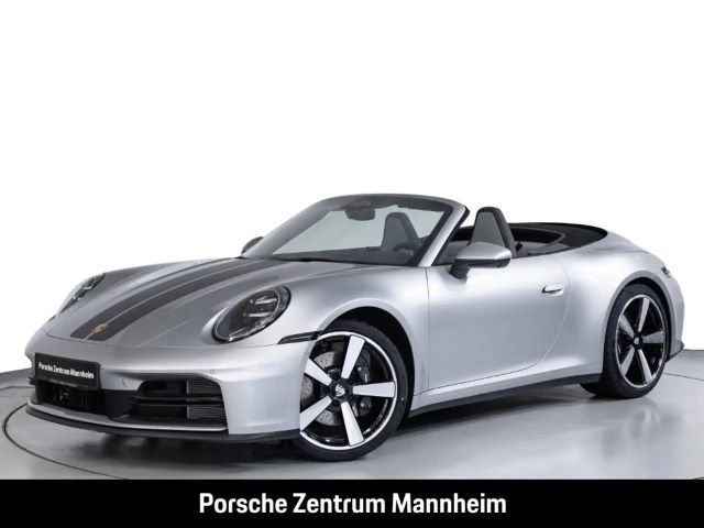Porsche 992 .2 Carrera Cab. Lift 360°Bose Sitzbelü. HD-Matrix 2026 Benzine