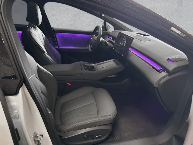 Xpeng P7