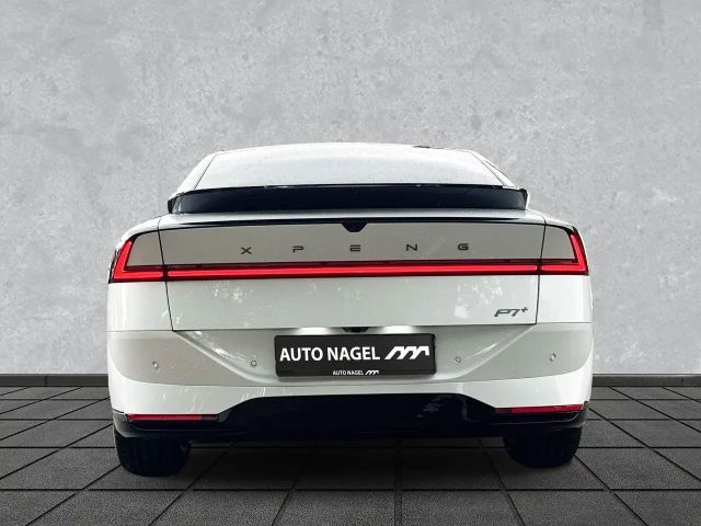 Xpeng P7