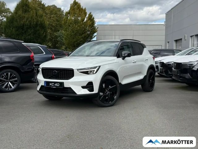 Volvo XC40 B3 Plus Black Edition 2WD/20''/ACC/SHZ 2026 Benzine