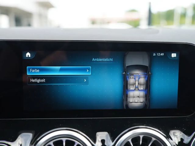 Mercedes-Benz EQA 300