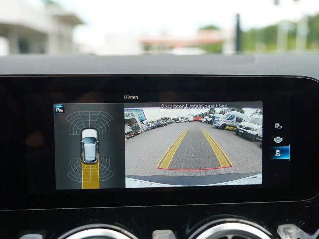 Mercedes-Benz EQA 300