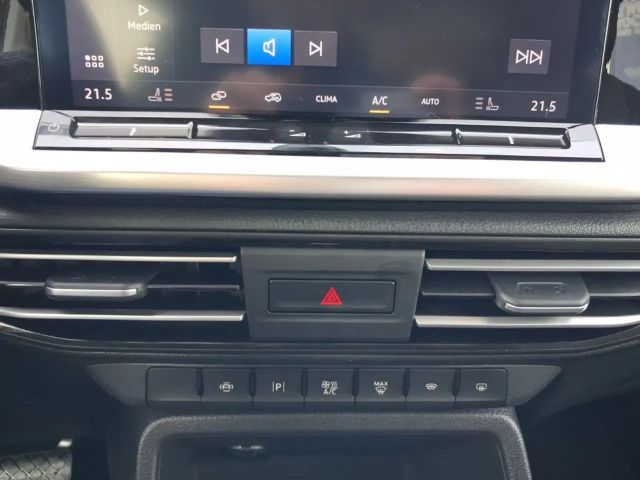 Ford Grand Tourneo