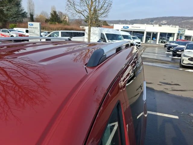 Ford Grand Tourneo