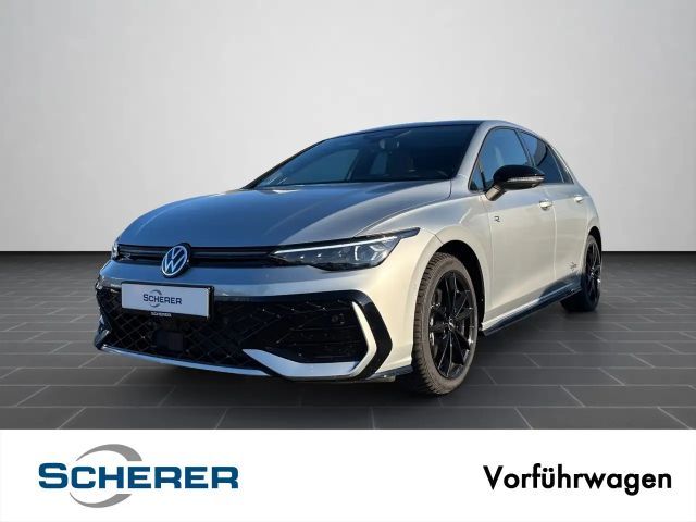 Volkswagen Golf R-Line TDI DSG/LEDER/AHK/PANO/RFK/IQ LIGHT 2026 Diesel