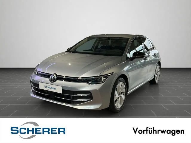 Volkswagen Golf Life 1,5 l eTSI 150 PS DSG7 2026 Benzine