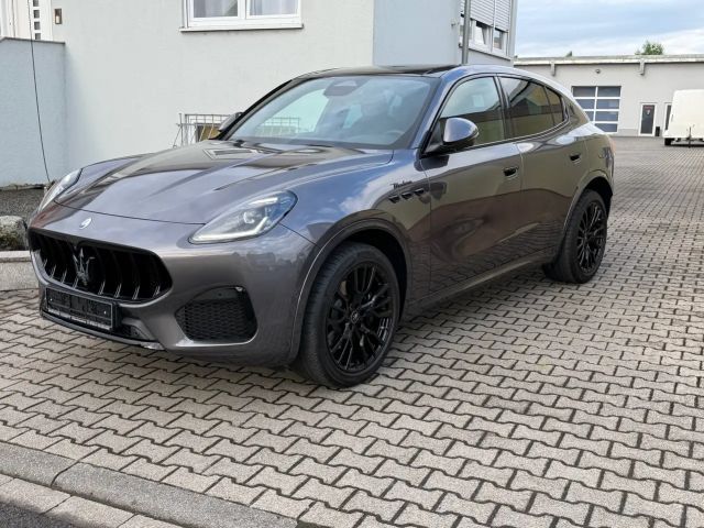 Maserati Grecale Grecale Modena,NEUFAHRZEUG OHNE ERSTZULASSUNG! VOLLAUSSTATTTUNG! NEUPREIS 100000 EURO 2026 Benzine