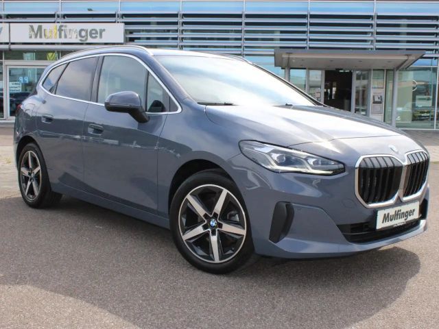 BMW 218