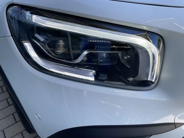 Mercedes-Benz GLB 250