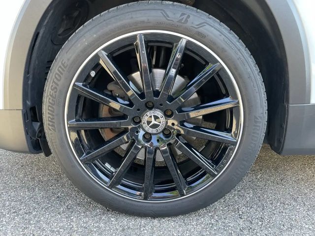 Mercedes-Benz GLB 250