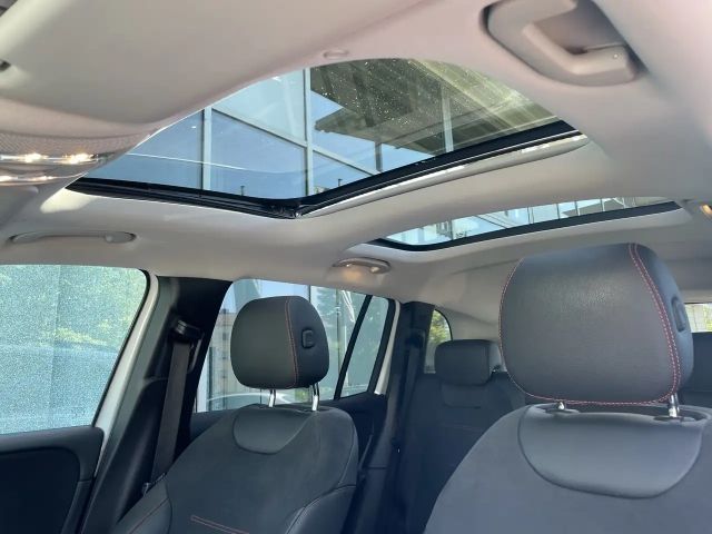 Mercedes-Benz GLB 250