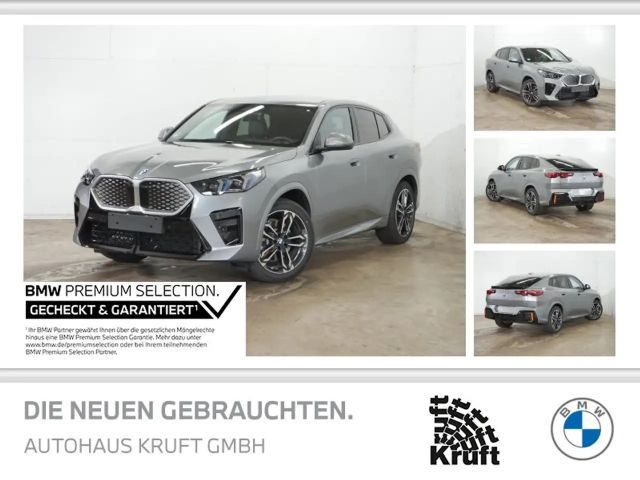 BMW iX2 xDrive30 M SPORT+AHK+E SITZE+HUD+KAMERA 2025 Elektrisch