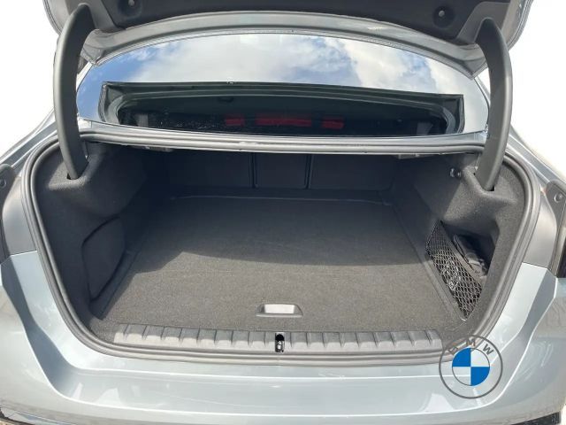 BMW 235