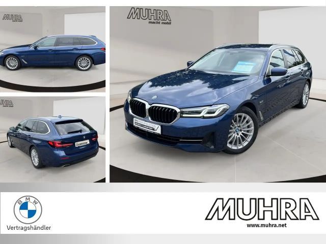 BMW 530 e Touring 18" AHK Memory Laserlicht 2023 Hybride / Benzine