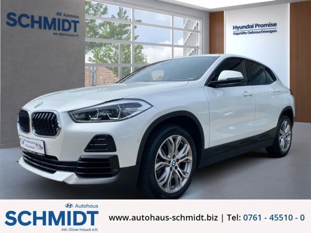 BMW X2 sDrive 20 i Advantage Plus AHK-abn. LED ACC El. He 2022 Benzine