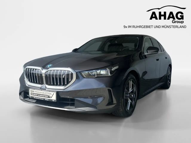 BMW i5 eDrive40 Driv.Ass.Prof. H/K 360° Sitzbelüft. 2025 Elektrisch