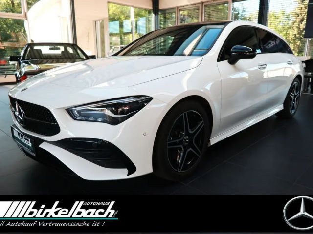 Mercedes-Benz CLA 200 SB AMG Pano LED Night Ambiente 2023 Benzine