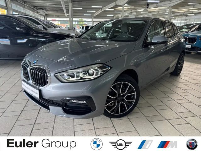 BMW 118 i A 5-Türer El. Panodach Panorama Navi Digitales C 2024 Benzine