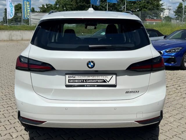 BMW 220