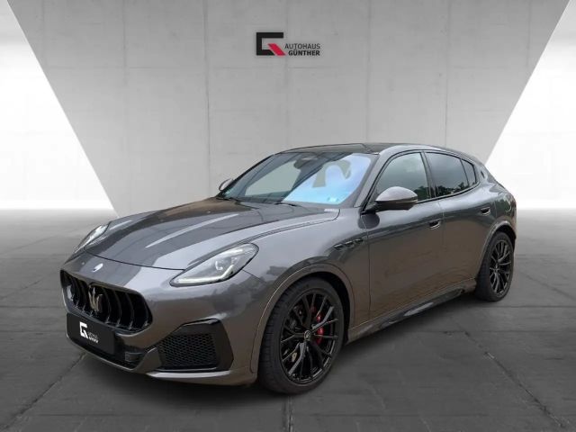 Maserati Grecale Trofeo 530HP AHK/Pano/Carbon/Approved 2023 Benzine