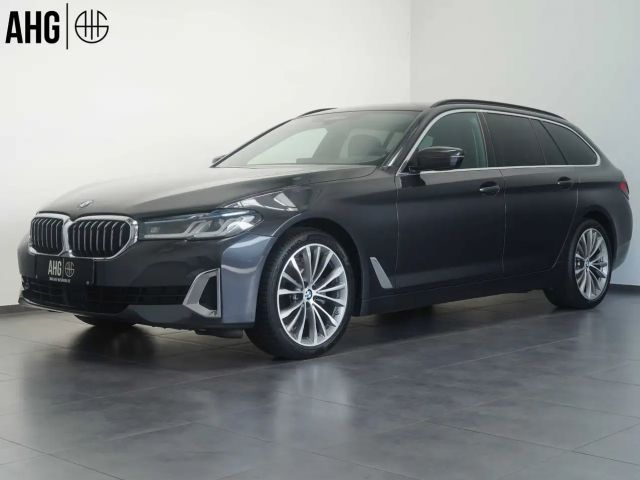BMW 520 d xDrive Touring Luxury Line LASER/HUD/LM19" 2022 Diesel