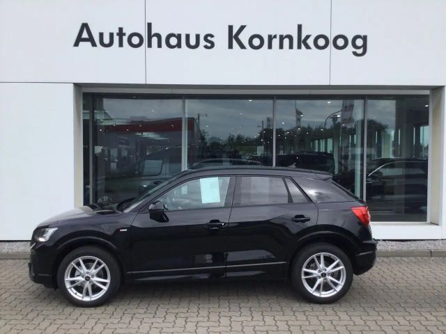 Audi Q2 35 TFSI S tronic S-line LED NAVI APP ACC KAMERA 2025 Benzine