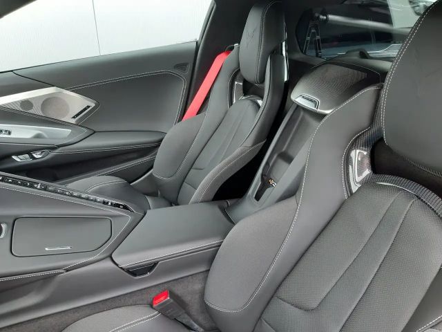 Corvette C8