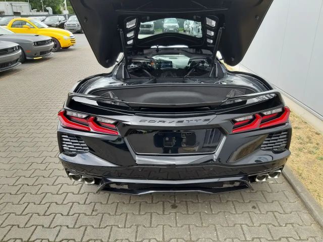 Corvette C8