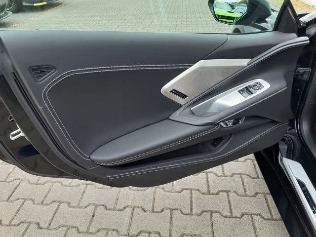 Corvette C8