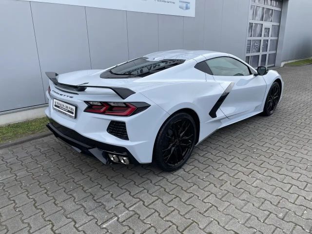 Corvette C8