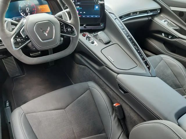 Corvette C8