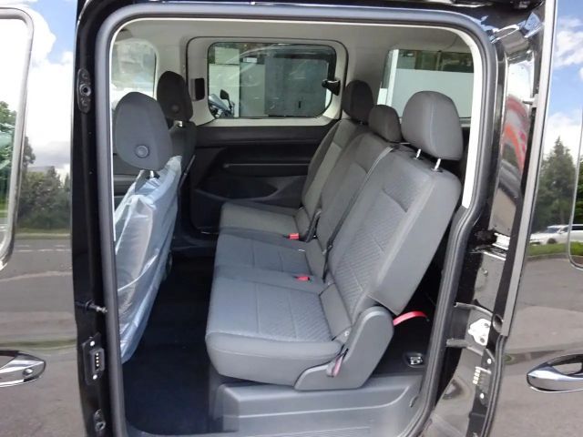Ford Grand Tourneo