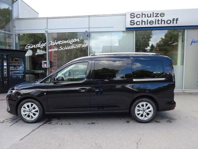 Ford Grand Tourneo