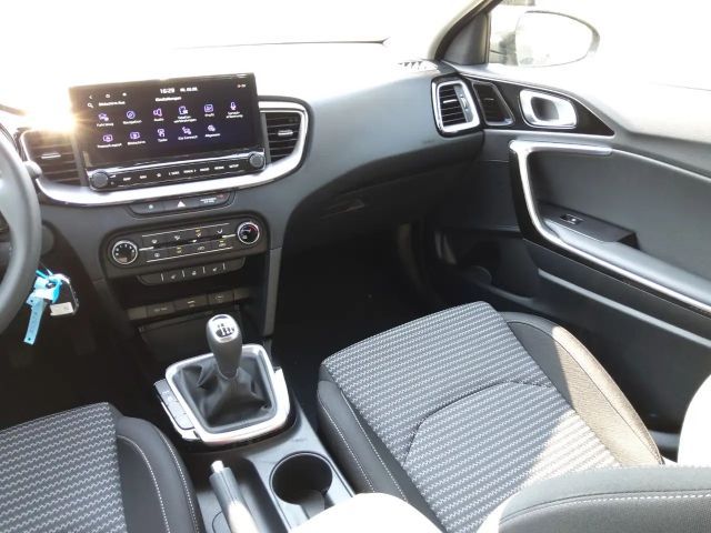 Kia Ceed / cee'd