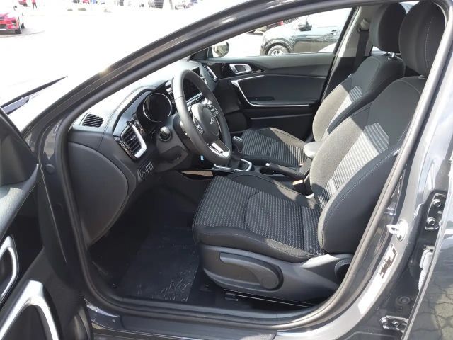 Kia Ceed / cee'd