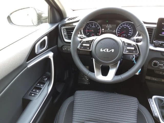 Kia Ceed / cee'd