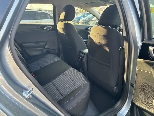 Kia Ceed / cee'd