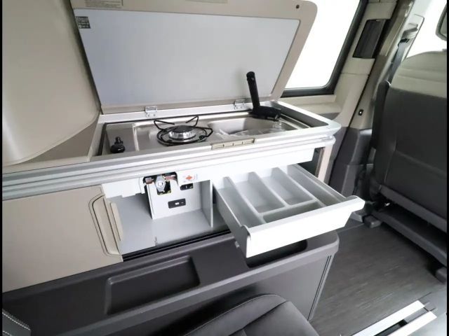 Volkswagen T7 California