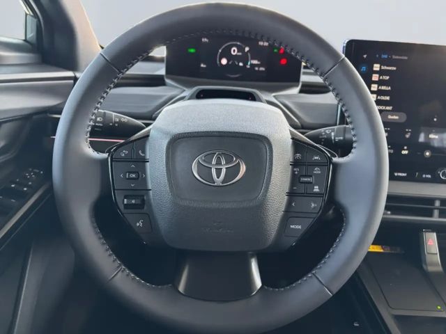 Toyota C-HR+