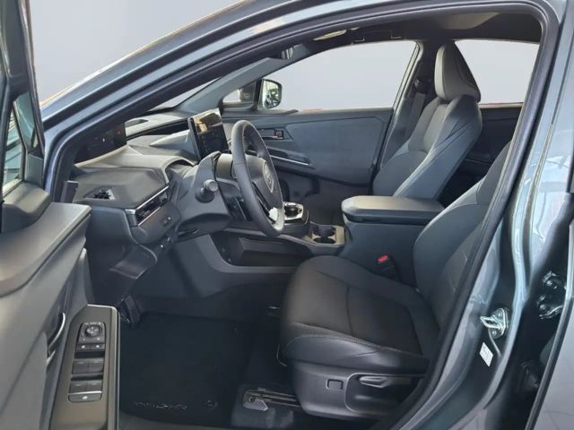 Toyota C-HR+