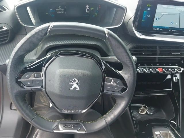 Peugeot e-2008