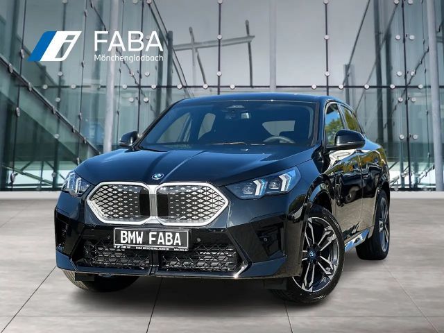 BMW iX2 eDrive20 M Sportpaket HK HiFi DAB LED RFK 2026 Elektrisch
